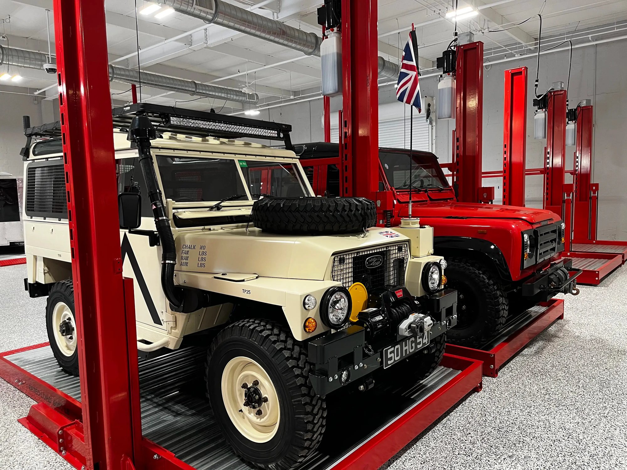 CarLocker Storing Jeeps on Lifts (1)